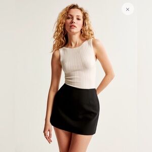 BRAND NEW Abercrombie & Fitch The A&F Scarlett Mini Skort